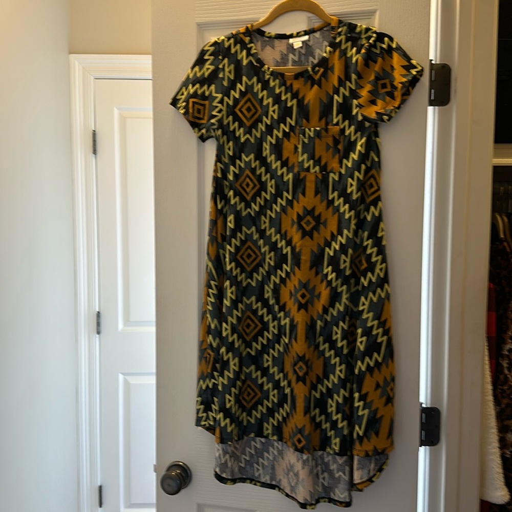 LuLaRoe shift t-shirt dress in Aztec print size XXS fits like a medium